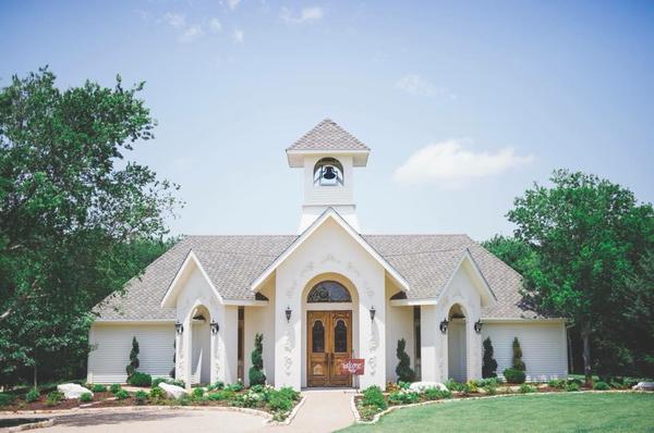 Bella Woods Wedding and Event Center - Business Photo Gallery Image