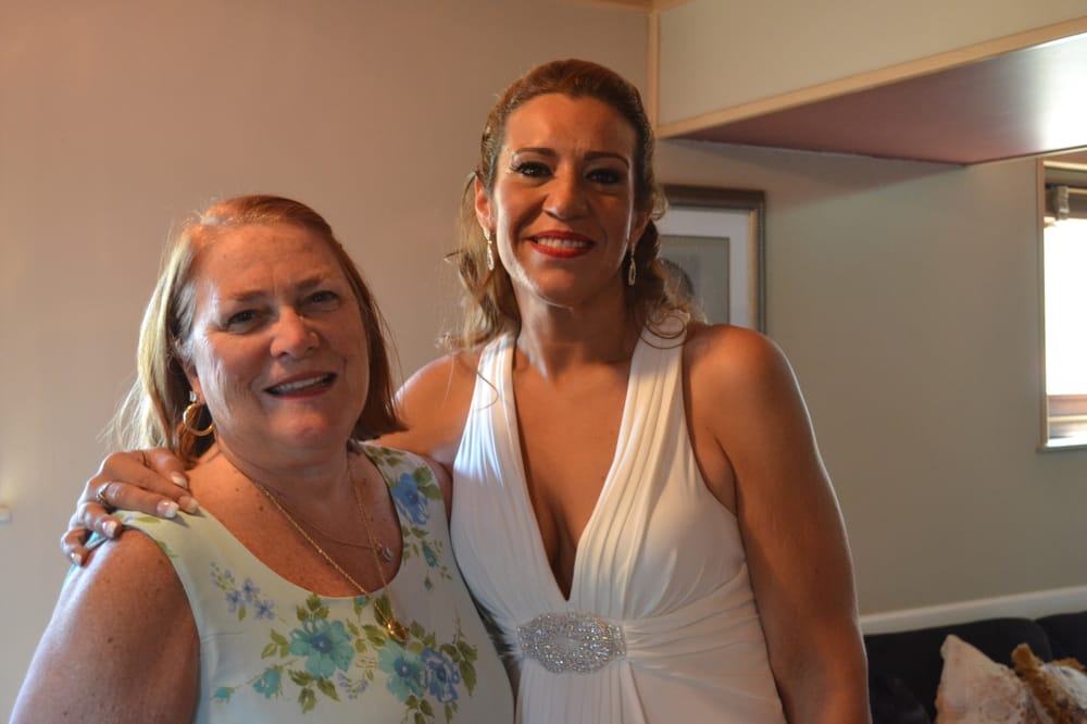 Reverend Denise Tracy: Weddings and Ceremonies - Business Photo Gallery Image