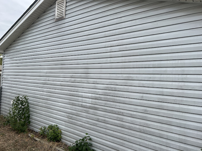Eck Pressure Washing - Business Photo Gallery Image
