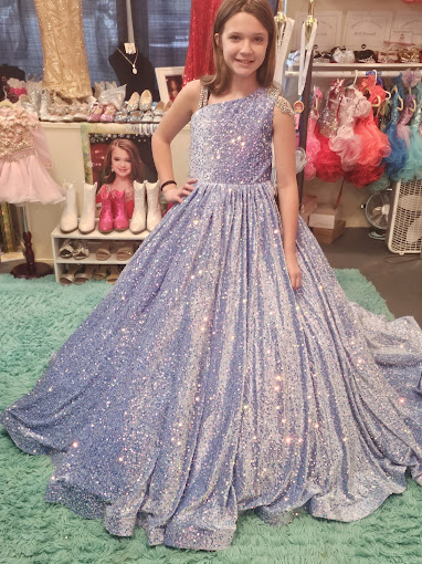 Lulu's Dress and Pageant Shop - Business Photo Gallery Image