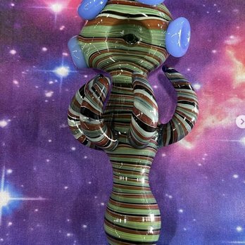 Level Up Smoke Shop - Business Photo Gallery Image