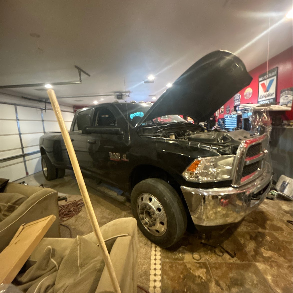 J’s mobile mechanic - Logo
